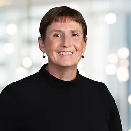 Photo of Lisa Pierce Reisz